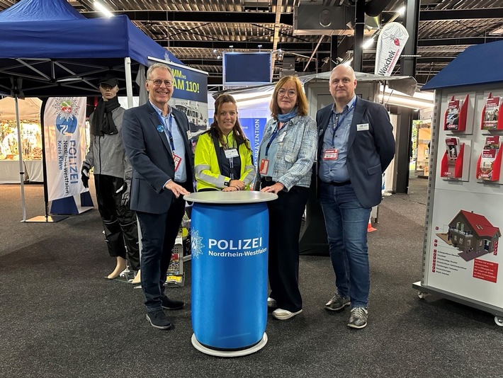 POL-KLE: Kreis Kleve - Präventionsarbeit auf Wochenmärkten: KPB Kleve mit Informationsständen