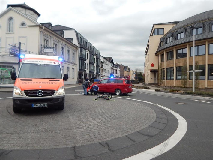 POL-PDMY: Ahrweiler-Verkehrsunfall mit schwerverletzter Fahrradfahrerin
