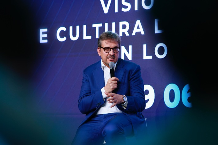 Lombardei stärkt ihre Rolle als europäisches und internationales Zentrum für Direktinvestitionen aus dem Ausland / Mit der Initiative „Invest in Lombardy“ werden 81 Projekte mit einem Investitionsvolumen von 2,8 Milliarden Euro unterstützt