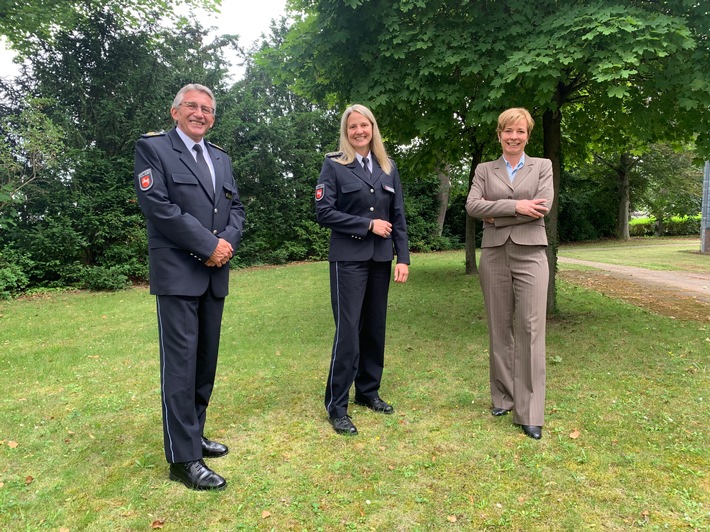 POL-GOE: Erste Frau an der Spitze: Polizeipräsidentin führt Maren Jäschke offiziell als neue Leiterin der Polizeiinspektion Northeim ins Amt ein