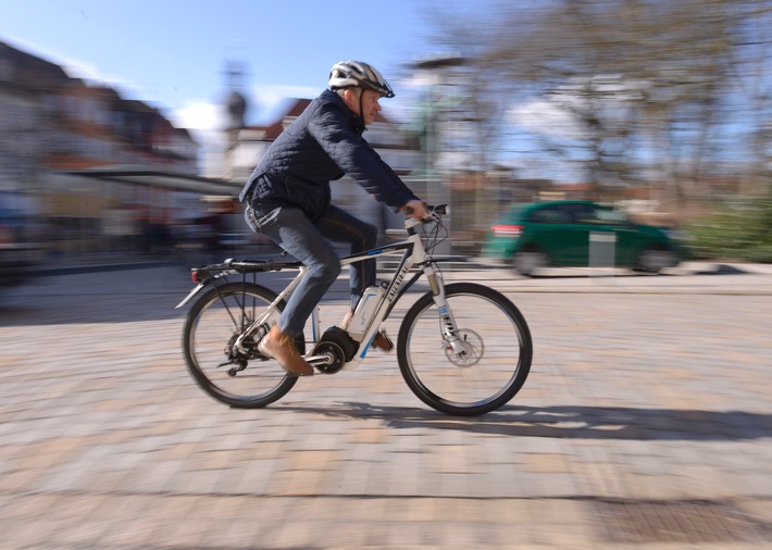 Damit der Spaß beim Rad fahren nicht endet / Unfall oder Diebstahl - wie sind Pedelecs versichert?