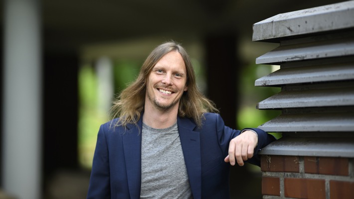 Neu an der UDE / UA Ruhr: Dennis Meier – Energiesparen mit intelligenten Materialien