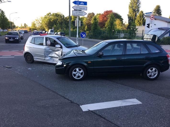 POL-PPRP: Unfall auf Kreuzung