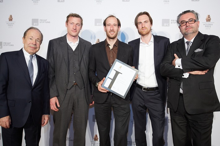 "Forschungs-Oscar": LightGlass als Preisträger beim diesjährigen Houskapreis ausgezeichnet - BILD