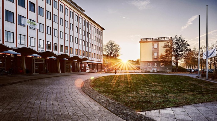 MBA-Studiengang der Handelshochschule Leipzig (HHL) hat höchsten Frauenanteil weltweit