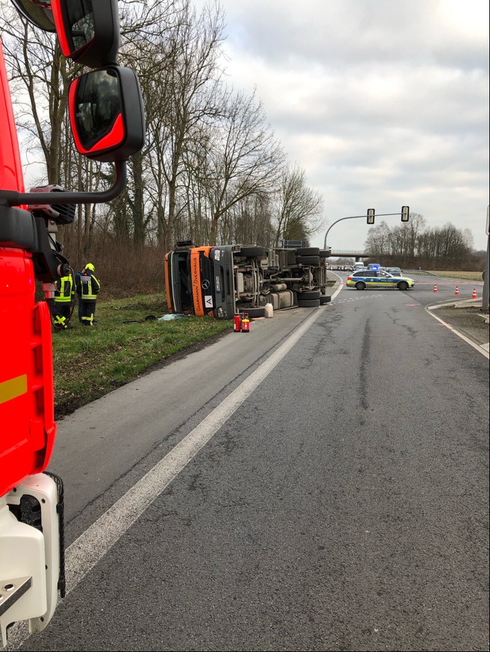 POL-MS: Container-Lkw kippt um - Münsterstraße gesperrt