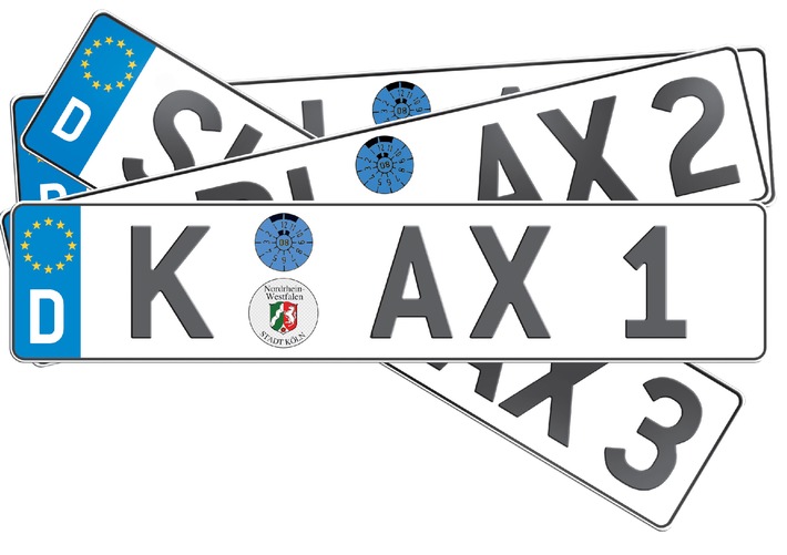 AXA berechnet Autoversicherung nach Postleitzahlen statt nach Kennzeichen / Grund: Ab September können Kfz-Kennzeichen bei Ummeldung mitgenommen werden