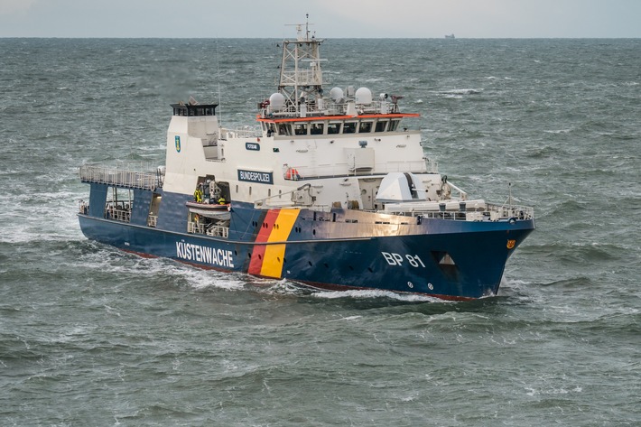 BPOL-CUX: Bundespolizei See eskortiert FSRU-Terminal "Energos Force" durch die Nordsee +++ Vorgang verläuft ohne Zwischenfälle +++