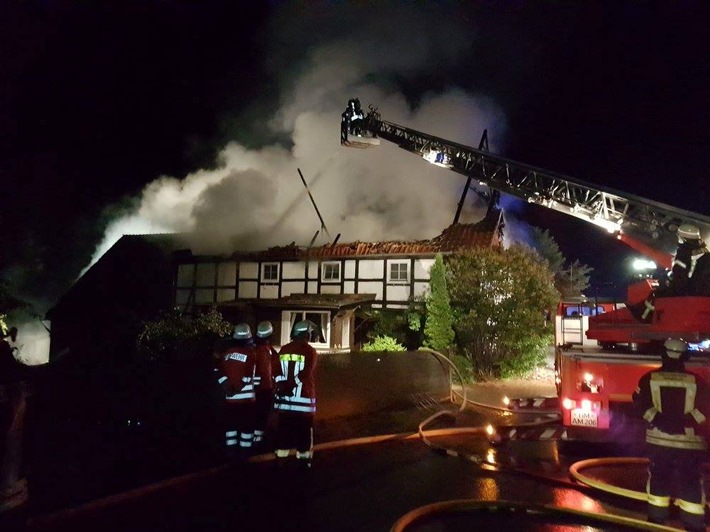 POL-HM: Wohnhausbrand in Aerzen-Gellersen - zwei Bewohner leicht verletzt