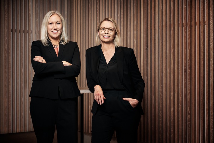 Helena Mueller und Tiina Kähö.jpg