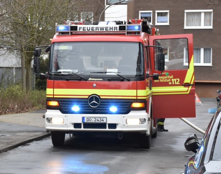 FW-DO: Kellerbrand in einem sechsgeschossigen Gebäude