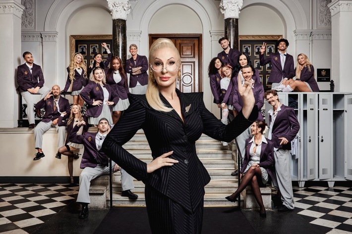 Direktorin Désirée Nick eröffnet "Die Realitystar Academy" am Donnerstag, 16. April auf Joyn