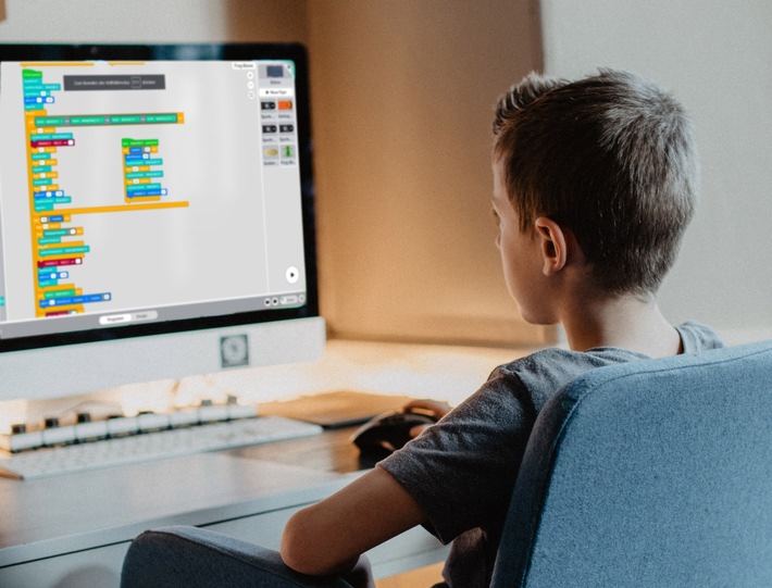 Digitale Bildung für Kinder &amp; Jugendliche - Spielerisch programmieren lernen