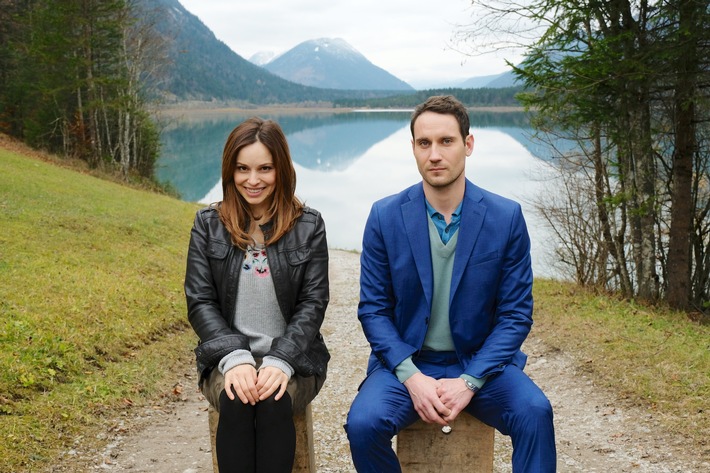 Das Erste / Drehstart für "Die Entdeckung der Liebe" (AT) / Mina Tander, Sebastian Zimmler und Martin Wuttke in einer außergewöhnlichen Liebeskomödie