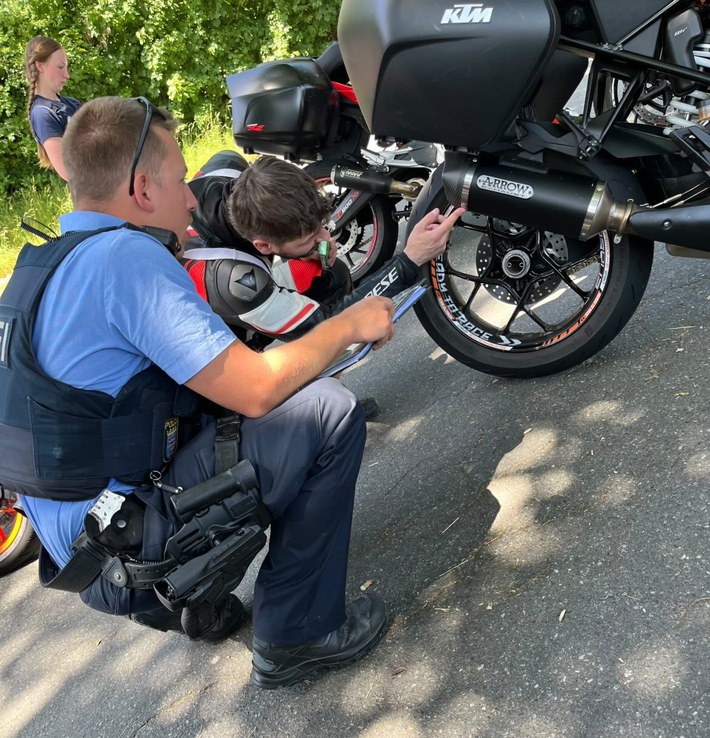 POL-DA: Lindenfels: Motorradkontrollen/Polizei zieht positives Fazit - Lob für Biker
