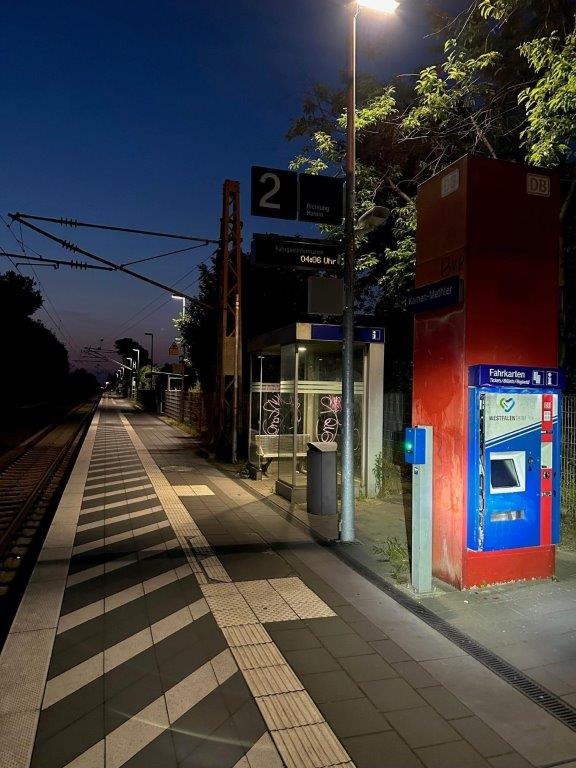 BPOL NRW: Knallgeräusche in der Nacht - Bundespolizei ermittelt nach versuchtem Fahrkartenautomatenaufbruch und sucht Zeugen