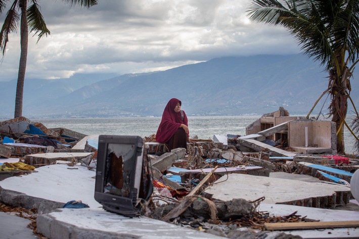 Erdbeben und Tsunami in Indonesien: Ein Jahr nach der Katastrophe / Bündnisorganisationen von "Aktion Deutschland Hilft" unterstützen die Bevölkerung bei der Vorsorge