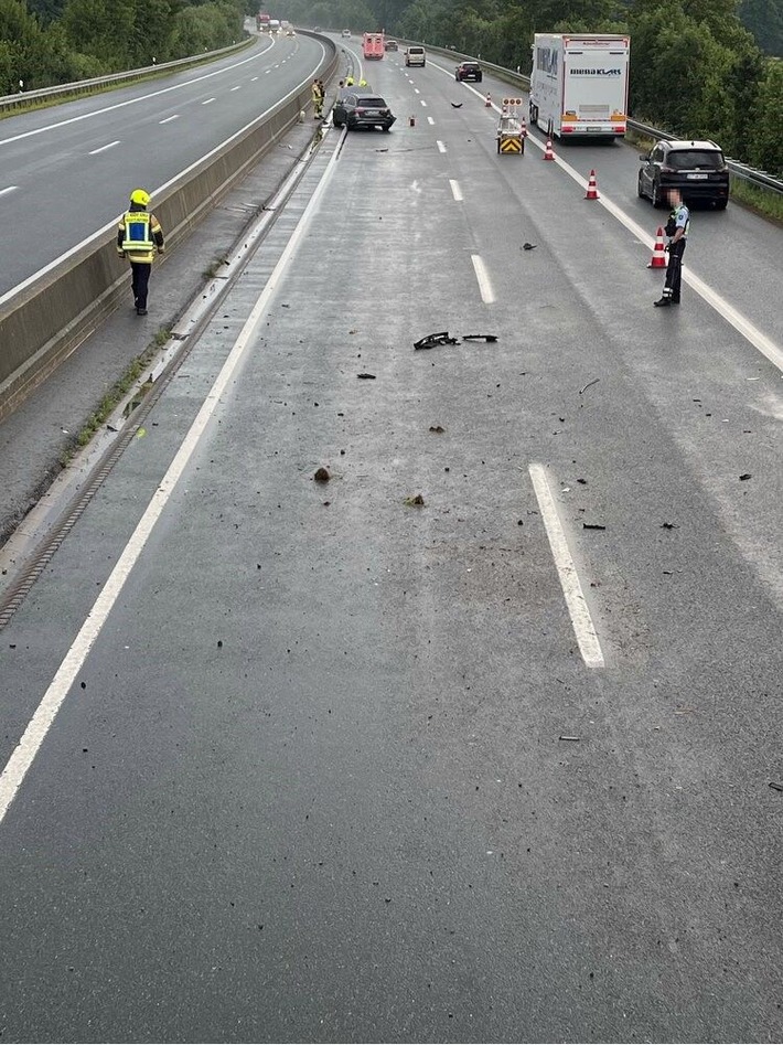 POL-BI: Aquaplaning-Unfall auf der A 30