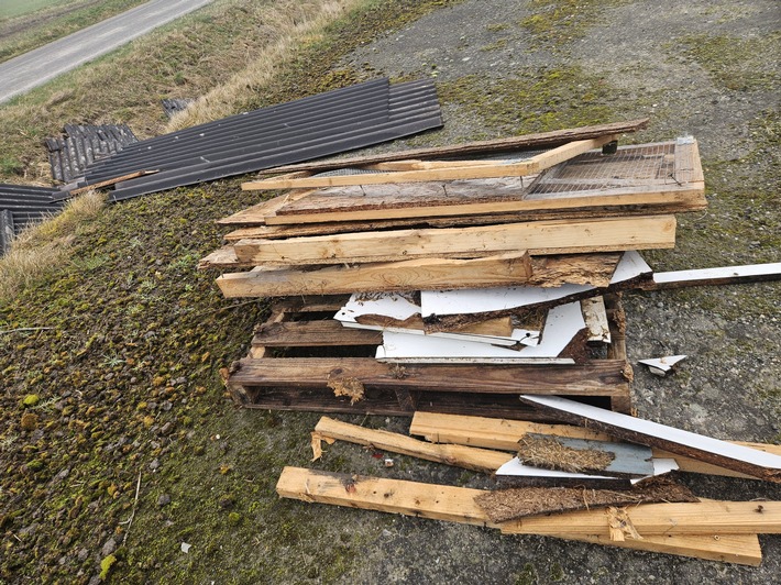 POL-IZ: 260319.2 Strübbel: Zeugen nach illegaler Müllentsorgung gesucht