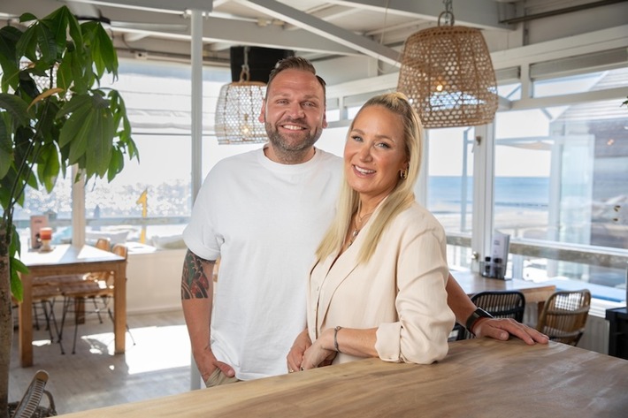 JIKOAII als " Innovator des Jahres 2025" ausgezeichnet - Janine Kunze und Steve Müller mischen den Markt für Nahrungsergänzung auf