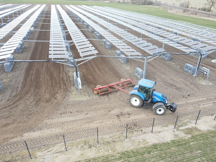 AgriPV: Entwickelt in Deutschland / Agri-Photovoltaik in Europa: Die Lösung für das Land-Energie-Dilemma