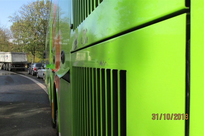 POL-DO: Rasiermesserscharfer Bus aus dem Verkehr gezogen