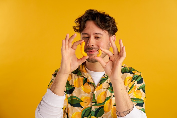 Exklusiv bei Kaufland: YouTuber CrispyRob auf den Spuren seiner neuen Snacksensation