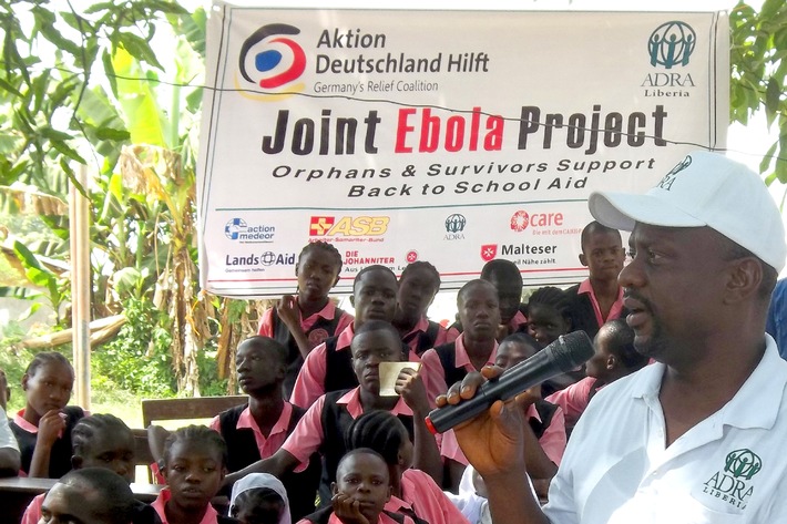 Ebola: "Es ist noch zu früh, um Entwarnung zu geben" / Bündnismitglieder von Aktion Deutschland Hilft setzen Gemeinschaftsprojekt in Liberia um