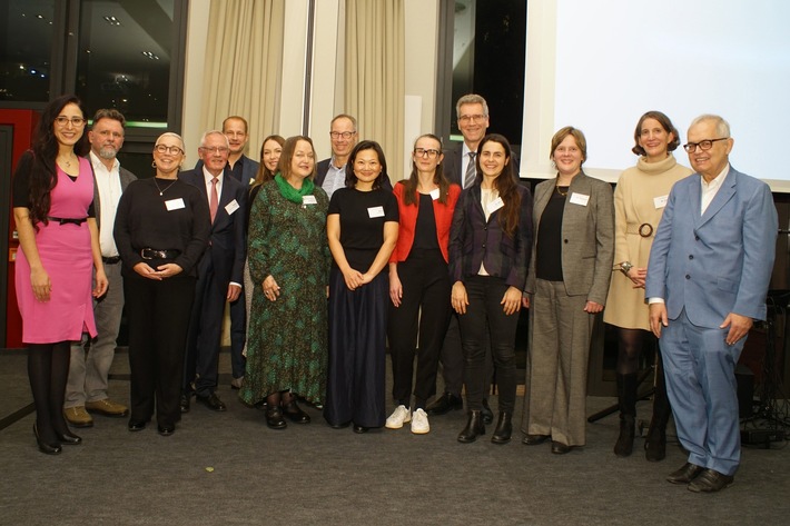 Deutsche Rheuma-Liga und Deutsche Rheumastiftung/ Forschungspreise für Ideen und Projekte im Kampf gegen Rheuma verliehen