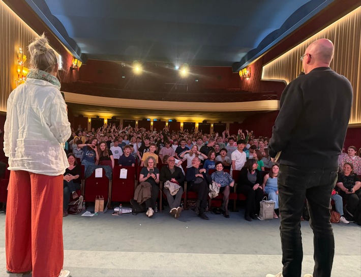 Pro Senectute Suisse a récompensé les lauréats du Prix Chronos 2026 au cinéma Capitole à Lausanne