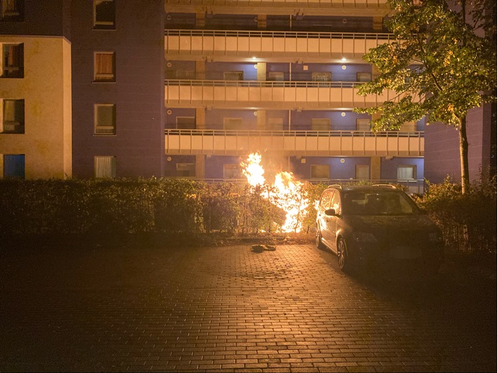 POL-ME: Mehrere Brände im Berliner Viertel - Monheim am Rhein - 2208093