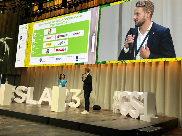 Prima azienda con tre stelle in tutta la Svizzera: Lidl Svizzera riceve il riconoscimento Lean & Green
