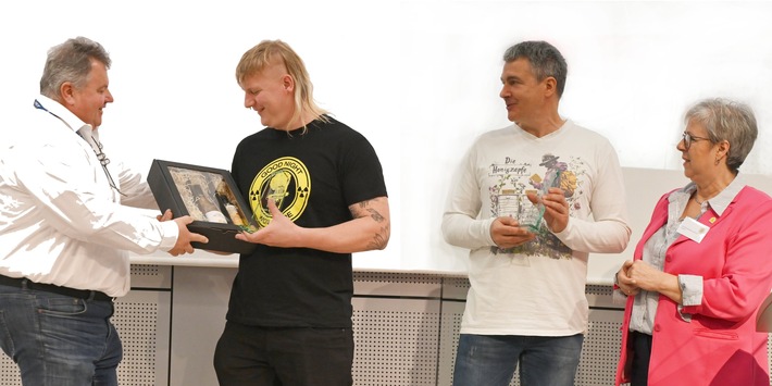 Böhmermann-Duell und Brückenbauer: Zweimal "Goldener Stachel" DBIB-Ehrenpreis für Unerschrockenheit und Engagement