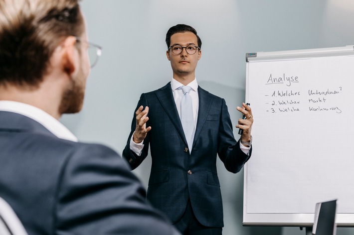 Steuer-Schock für Unternehmer! Warum viele Firmen jedes Jahr unnötig hohe Summen verschenken