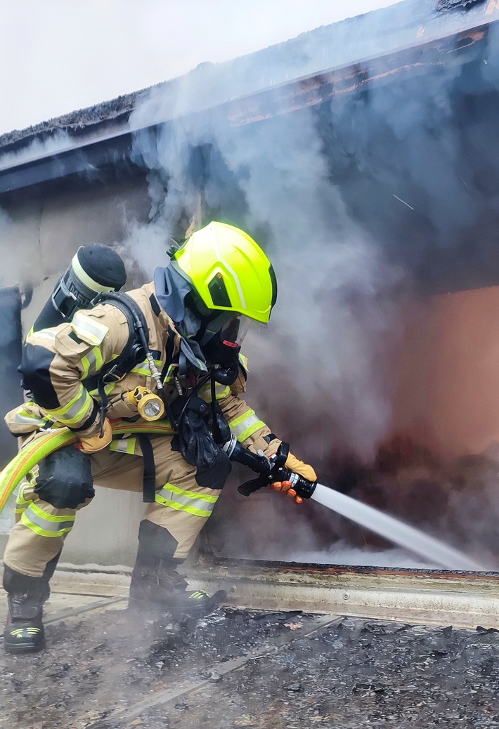 FW Konstanz: Gebäudebrand