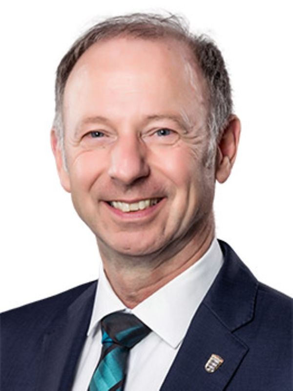 Zumeldung „Faule Politik auf der falschen Fährte“