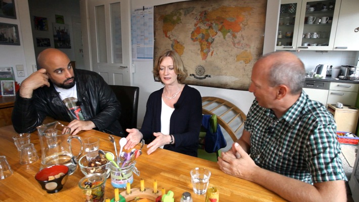 "Endlich Klartext - Der große RTL II Politiker-Check" mit Karl Lauterbach (SPD), Sahra Wagenknecht (Die Linke) und Kerstin Andreae (Bündnis 90/Die Grünen)