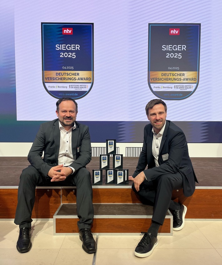 Deutscher Versicherungs-Award 2025_Schmidt und Pollmer.jpg