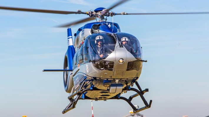 POL-ME: Gleich mehrere Hubschrauber-Einsätze für die Polizei in Langenfeld und Monheim am Rhein - Langenfeld / Monheim - 2011098