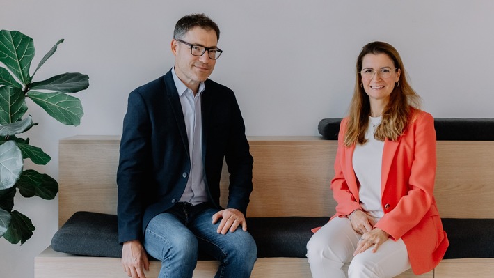 EnBW und Ladelösungsanbieter ChargeHere schließen Partnerschaft für die Wohnungswirtschaft / Der Vertriebsbereich für Wohnungswirtschaft der EnBW nutzt damit zukünftig das Ladeangebot von ChargeHere