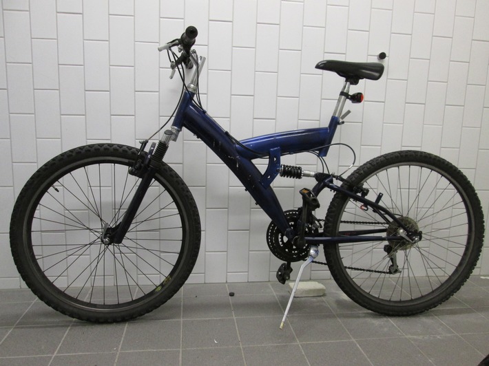POL-DA: Darmstadt: Polizei sucht Eigentümer eines schwarz-blau lackierten Mountainbikes
