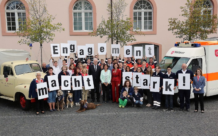 9. Woche des bürgerschaftlichen Engagements in Mainz gestartet - Karl Kardinal Lehmann hält die Eröffnungsrede (BILD)