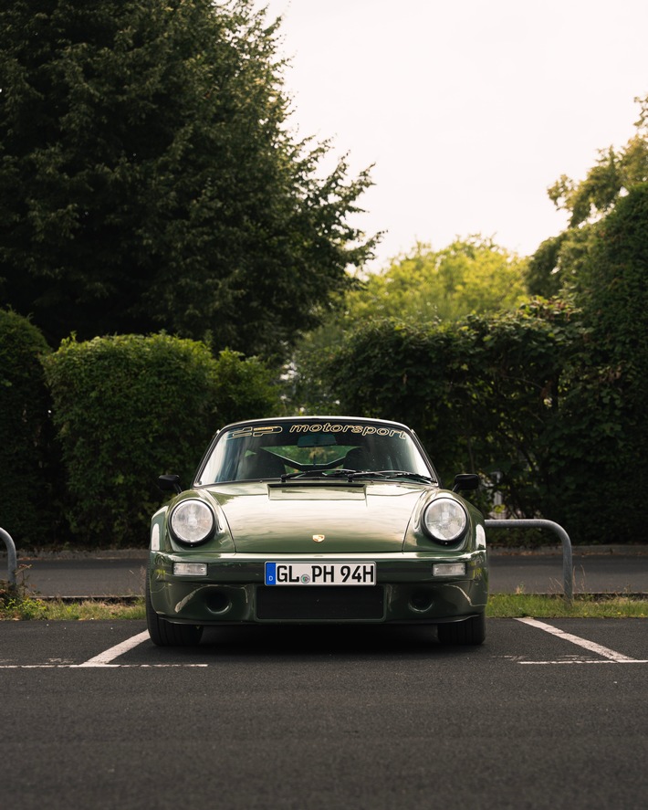 POL-RBK: Overath - Porsche Carrera Coupe aus Garage entwendet