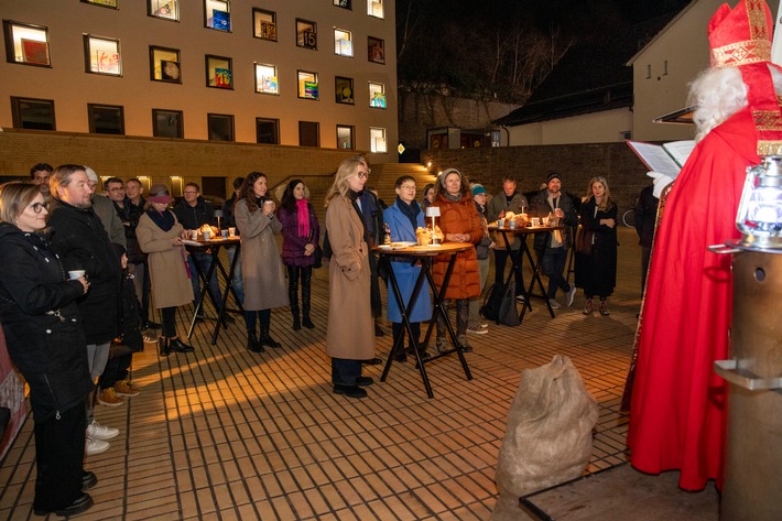 Wintertreff der Medien: Vorweihnachtlicher Austausch in stimmungsvoller Kulisse