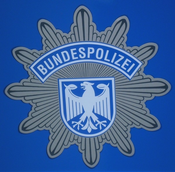 Bundespolizeidirektion München: Sachschaden wegen großflächiger Schmierereien