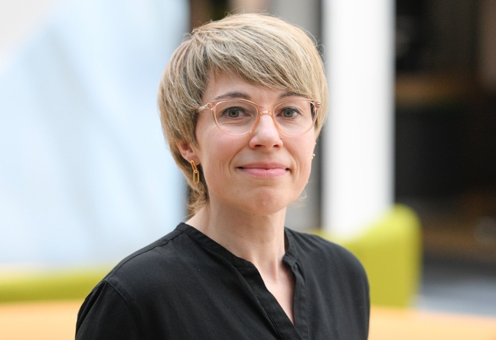 Alexandra Stober wird Leiterin der dpa-Nachrichten für Kinder / Weiterer Text über ots und www.presseportal.de/nr/8218 / Die Verwendung dieses Bildes für redaktionelle Zwecke ist unter Beachtung aller mitgeteilten Nutzungsbedingungen zulässig und dann auch honorarfrei. Veröffentlichung ausschließlich mit Bildrechte-Hinweis.