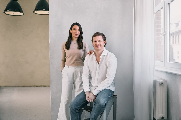 MANUAL übernimmt FORMEL SKIN und schafft Europas führende Healthtech-Plattform