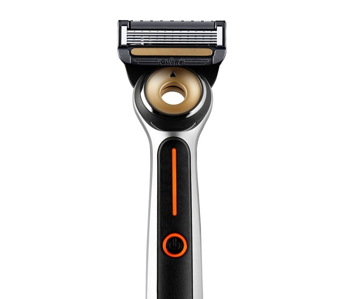 Rasurinnovation: der Heated Razor von GilletteLabs heizt sich innerhalb weniger Sekunden auf und bietet innerhalb weniger Sekunden angenehme Wärme während der Rasur. Weiterer Text über ots und www.presseportal.de/nr/35513 / Die Verwendung dieses Bildes ist für redaktionelle Zwecke honorarfrei. Veröffentlichung bitte unter Quellenangabe: "obs/Gillette Deutschland"