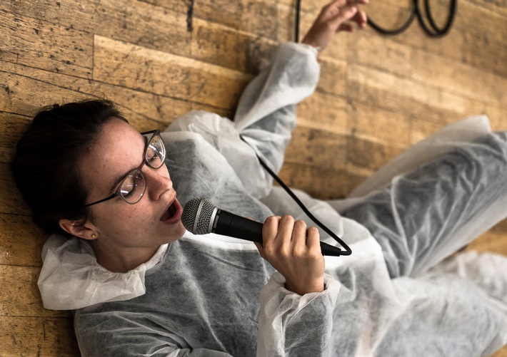 "Akademie Musiktheater heute" feiert Uraufführung von "Ménage-à-trois"