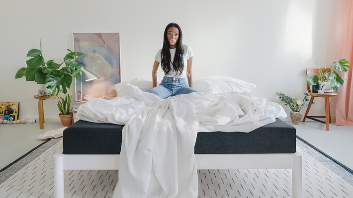Casper launcht "Die Essential" mit Supermodel Winnie Harlow